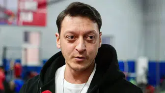 Mesut Özil ve Göksel Gümüşdağ'dan FIFA'ya tepki