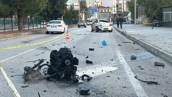 Burdur'da Otomobil Dükkana Girdi: Bir Ağır Yaralı