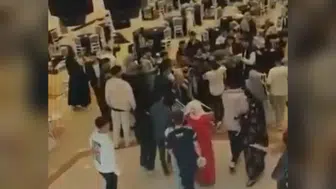 Düğün Salonunda Takı Töreni Sırasında Kavga Çıktı