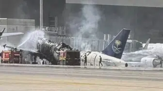 Riyad Havalimanı'na saldırı : Saudia Airlines'a ait uçak yandı