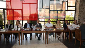 Başkan Tetik, 19 Ekim Muhtarlar Günü'nde muhtarlarla bir araya geldi