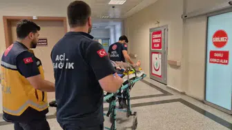 Adıyaman'da üç tekerlekli motosiklet devrildi ! 2 kişi yaralandı