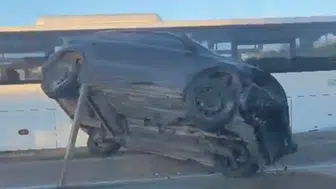 Eskişehir çevreyolunda takla atan otomobil ters döndü