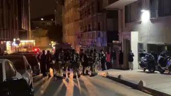 Bahçelievler'de 6 Katlı Otelde Çıkan Yangın Korkuttu