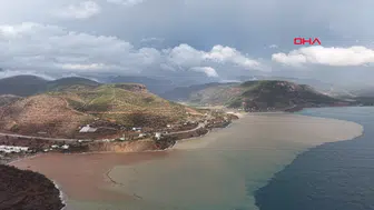 Mersin Aydıncık'ta sağanak yağış sonrası deniz kahverengiye büründü