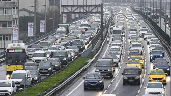 İstanbul'da Yarın Bazı Yollar Trafiğe Kapatılıyor