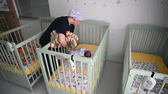 Şehit yakınlarının ördüğü battaniyeler bebeklere şefkat oldu
