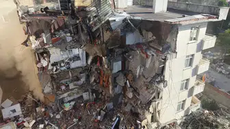 Maltepe'deki bina göçüğünde arama kurtarma tamamlandı : 5 kişi hayatını kaybetti