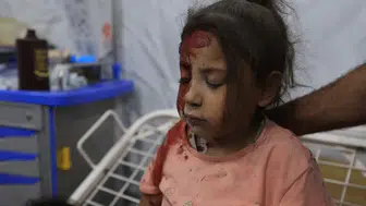İsrail Gazze'de Okulu Hedef Aldı: 3 Sivil Yaralandı