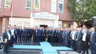 Vali Çağatay, muhtarlarla bir araya geldi