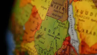 Sudan'da Altın Madenine Hava Saldırısı: 72 Madenci Hayatını Kaybetti