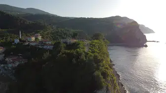 Kastamonu Sahilinde Hareketsiz Yatan Erkek Cesedi Bulundu