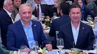 Ahmet Aras ve Kadem Mete'nin Fotoğrafı Siyaseti Hareketlendirdi