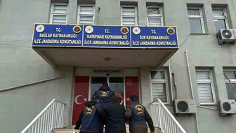 Diyarbakır'da JASAT Operasyonu: 105 Aranan Şahıs Adliyeye Sevk Edildi