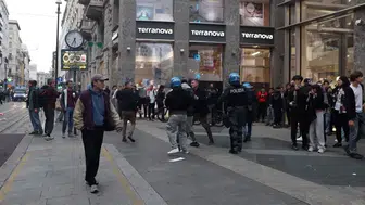 İtalya'nın Milano Şehrinde Şiddetli Protestolar: 160 Gözaltı