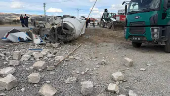 Yozgat'ta Beton Mikseri Devrildi: Sürücü Yaralandı