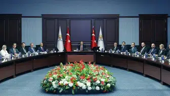 Ak Parti Kongre Merkezi'nde düzenlenen toplantı başladı