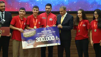 TEKNOFEST Şanlıurfa'da Dereceye Giren Takımlar Ödüllerine Kavuştu