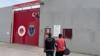 Hatay Dörtyol'da 4 yıl hapis cezalı 2 hükümlü yakalandı