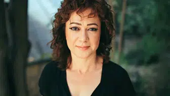 Kuruluş Orhan dizisinde Malhun Hatun karakterine hayat veren Bennu Yıldırımlar kimdir?