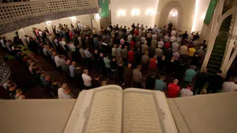 İstanbul'da Hatimle Teravih Namazı Kılınacak Camiler 2026: İlk Teravih Ne Zaman ve Saat Kaçta?