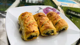 Ispanaklı börek tarifi : Baklava yufkasıyla çıtır ıspanaklı börek nasıl yapılır?