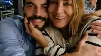 Akın Akınözü'nün annesi Özlem Akınözü kimdir ve neden öldü?