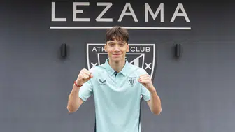 Efe Korkut kimdir, Tayfun Korkut'un neyi oluyor? Hangi milli takımı tercih etti?