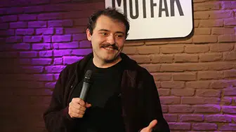 Stand-up sanatçısı Tuna Kalınsaz kimdir, kaç yaşında ve nereli? İşte hayatına dair detaylar