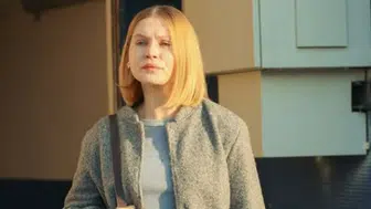 Veliaht dizisinin Gülşah karakterini canlandıran Defne Burnaz kimdir, kaç yaşındadır ve nereli?