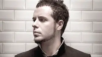 Emre Aydın kimdir, kaç yaşında ve nereli? Sanatçının biyografisi ve müzik kariyeri hakkında merak edilenler