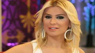 Songül Karlı Kimdir, Kaç Yaşında ve Nereli? İşte Hayatı ve Kariyeri