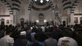 Teravih namazı nasıl kılınır, kaç rekat? Teravih namazı ne zaman kılınır?