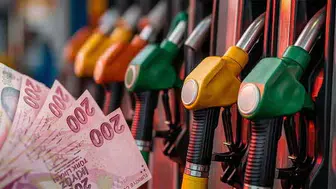 Akaryakıt fiyatlarına yeni zam geliyor: Gece yarısı değişiklikler yapılacak