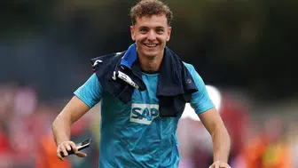 Fenerbahçe ile anılan Fisnik Asllani'nin geleceği hakkında neler biliniyor?