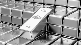 Gümüş Fiyatları Neden Rekor Kırdı ve Yatırımcılar Ne Yapmalı?