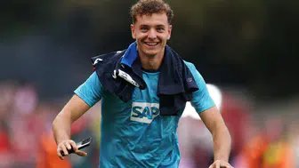 Kosova'nın genç oyuncusu Fisnik Asllani kimdir ve kariyerinde hangi takımlarda oynadı?