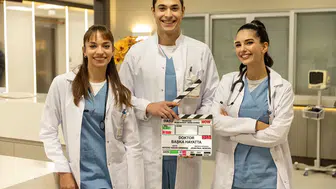 Doktor Başka Hayatta Aslı Aslansoy kimdir, kaç yaşında ve hangi dizilerde oynadı?