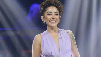 Melek Mosso kimdir, kaç yaşında, nereli ve evli mi? İşte hayatı ve müzik kariyeri