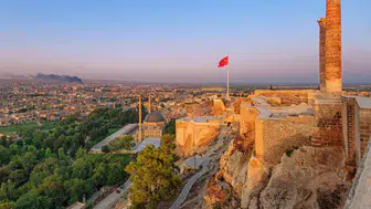 Urfa Kalesi Ne Zaman Ziyaretçilere Açılacak? Vali Şıldak'tan Önemli Açıklama
