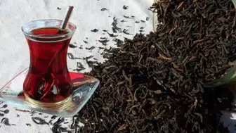 Demlikte kalan çayı çöpe atanlar dikkat!