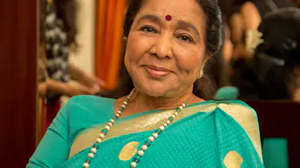 Asha Bhosle 92 Yaşında Hayatını Kaybetti mi? Hint Müziğinin Efsanevi İsimlerinden Biri Olarak Tanınan Sanatçı Hakkında Bilgiler