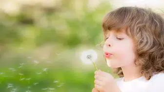 Bahar Alerjisi (Alerjik Rinit) ile Nasıl Baş Edilir? Uzmanından Öneriler