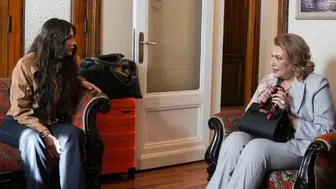 Eşref Rüya dizisinin Gülümser'i Zeynep Eronat kimdir, kaç yaşında ve nereli?