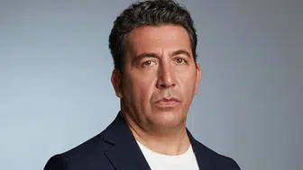 Emre Kınay kimdir, kaç yaşında ve nereli? Evli mi, çocuğu var mı?