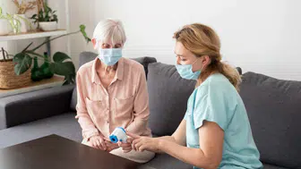 SGK’dan evde bakım ve ilaç desteği: Sağlık ödemelerinde yeni dönem