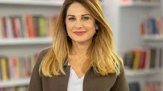 Hande Kazanova Kimdir, Eşi Kimdir ve Hangi Alanlarda Faaliyet Gösteriyor?