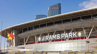 Galatasaray, Rams Park ile 200 milyon euro gelir elde edebilir mi?
