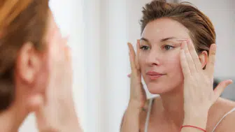 Doğal yağlar ile kırışıklıklarınızı nasıl giderirsiniz?