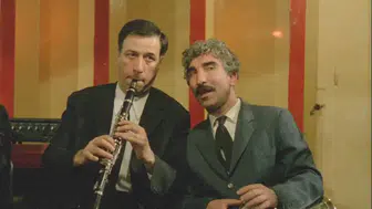 Düttürü Dünya filminin konusu nedir, oyuncuları kimler?